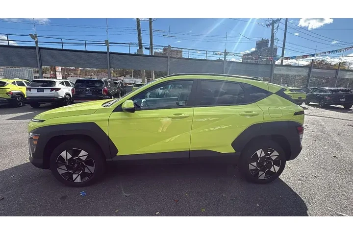 $24475 : Hyundai KONA 2024 AWD SEL 4d image 3