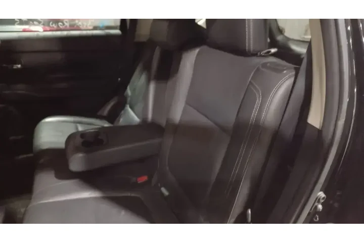 $13373 : Mitsubishi Outlander 2019 AW image 6