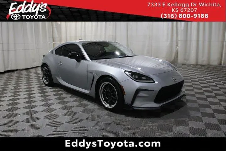 $30998 : Toyota GR86 2023 Premium 2dr image 1