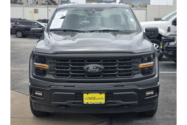 $39995 : Ford F-150 2024 4x4 XL 2dr R image 2