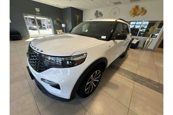 $31593 : Ford Explorer 2022 AWD ST-Li image 7