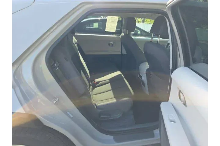 $29850 : Hyundai IONIQ 5 2024 AWD SEL image 3