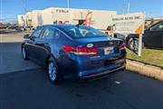 $8900 : 2018 Optima LX thumbnail