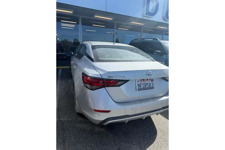 $14500 : Nissan Sentra 2020 SV 4dr Se image 3