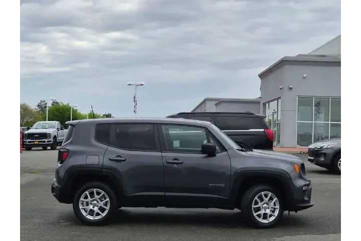 $19900 : Jeep Renegade 2023 4x4 Uplan image 3