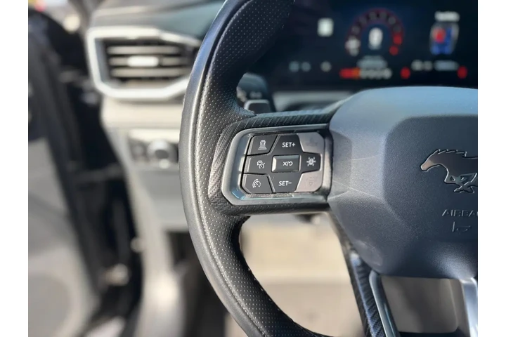 2024 Mustang GT Premium Fastb image 9