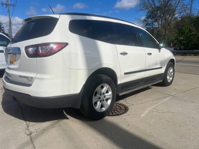 $6495 : 2014 Traverse LS image 6