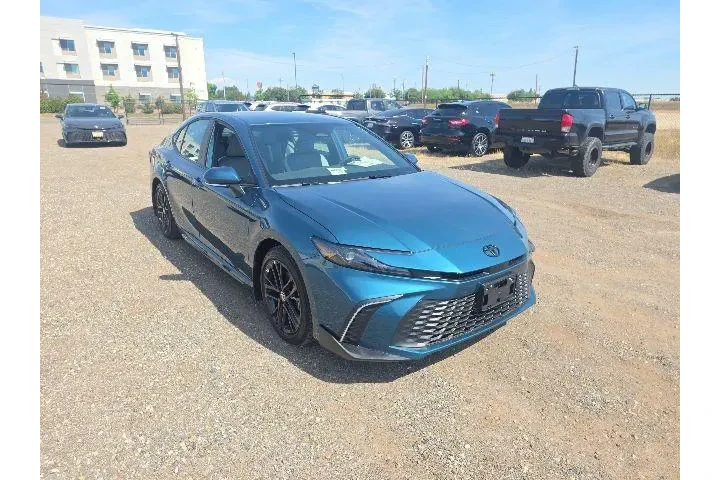 $38900 : Toyota Camry 2026 SE 4dr Sed image 1