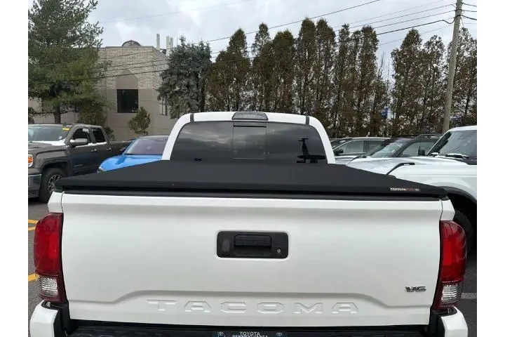 $30896 : Toyota Tacoma 2019 4x4 TRD P image 7