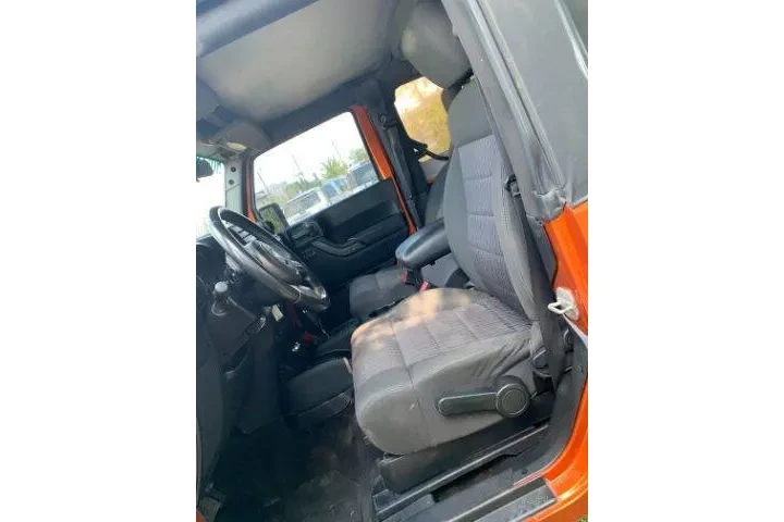 $19995 : 2011 Wrangler image 10