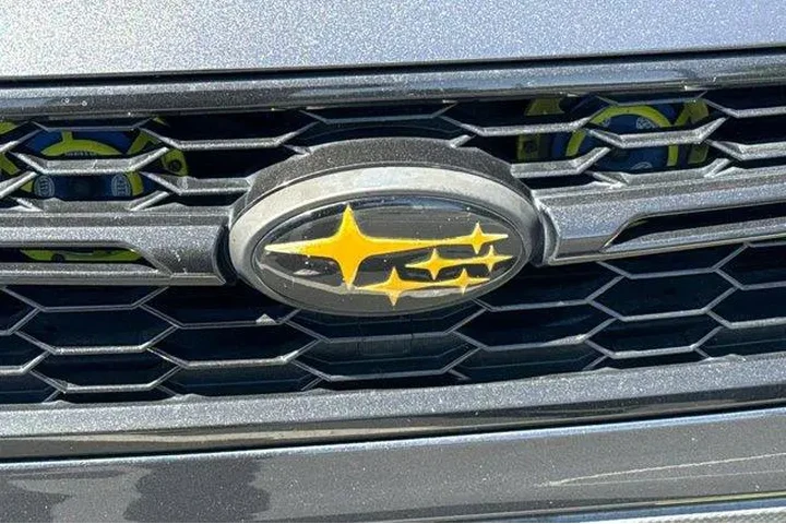 $22953 : Subaru WRX 2018 AWD STI 4dr image 8