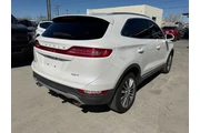 $11500 : 2017 MKC Reserve thumbnail