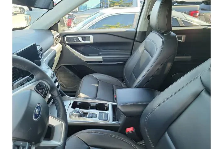 $26990 : Ford Explorer 2023 XLT 4dr S image 9