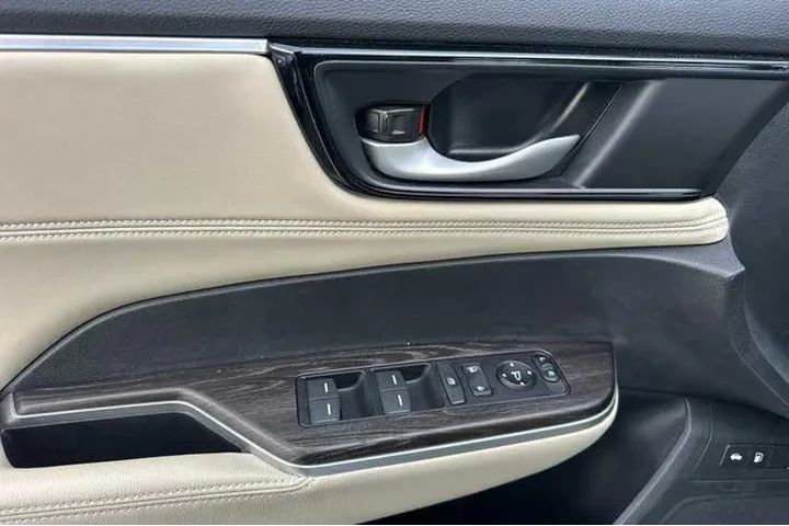 $18991 : Honda Clarity Plug-In Hybrid image 10