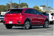 $24991 : Kia Niro EV 2022 S 4dr Cross thumbnail
