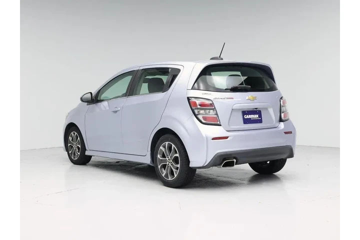 $13998 : Chevrolet Sonic 2017 LT Auto image 2