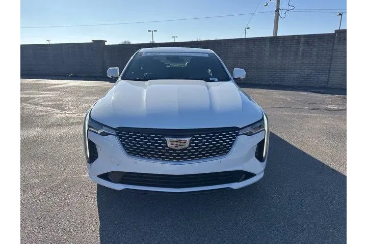 $33982 : Cadillac CT4 2022 AWD Premiu image 2