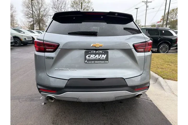 $29989 : Chevrolet Blazer 2025 AWD LT image 5