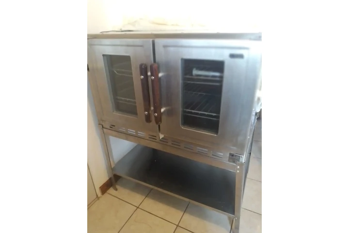 $20 : HORNO INDUSTRIAL image 1