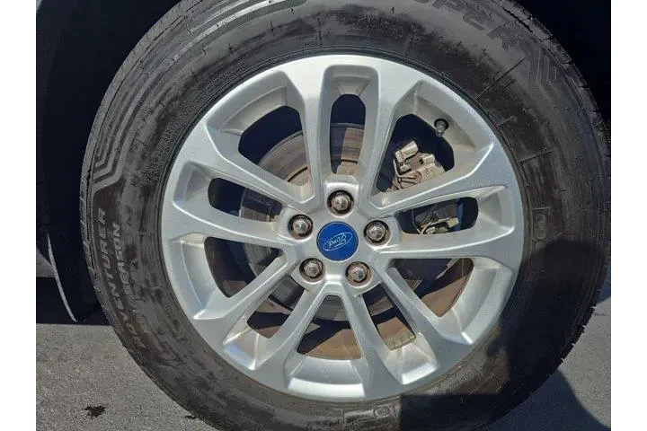 $14995 : Ford Escape 2022 SE 4dr SUV image 6