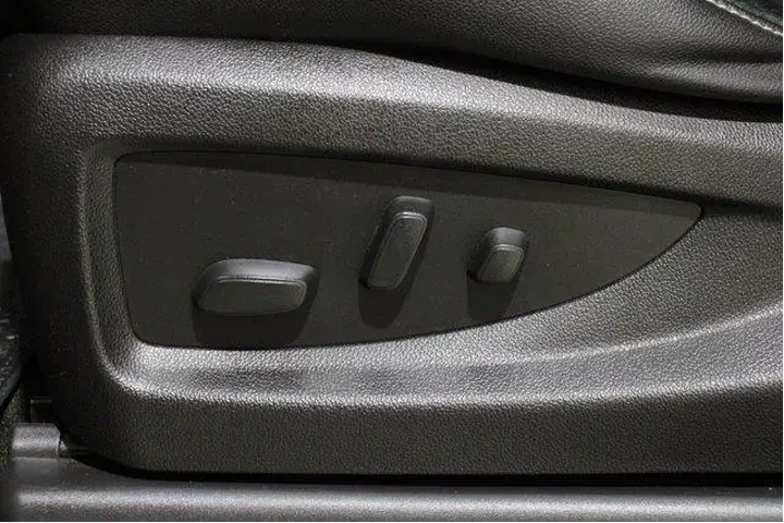 $33998 : Chevrolet Silverado 1500 201 image 4