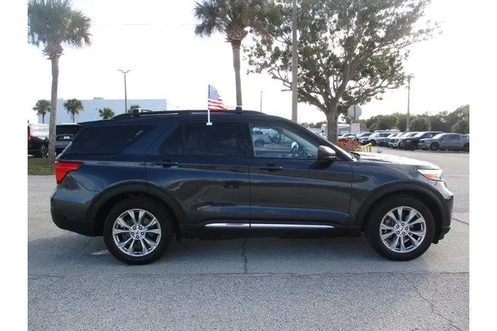 $35895 : Ford Explorer 2024 XLT 4dr S image 8