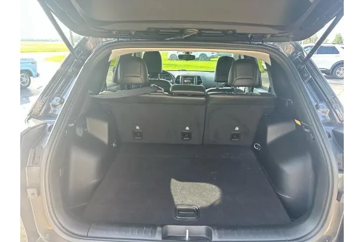 $19450 : Jeep Cherokee 2019 4x4 Trail image 5