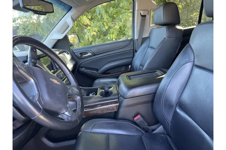 $23995 : 2017 Tahoe LT image 5