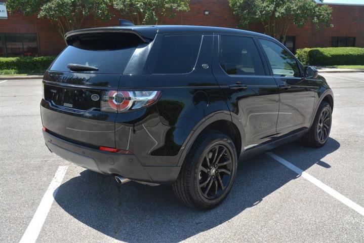 2019 Land Rover Discovery Spo image 6