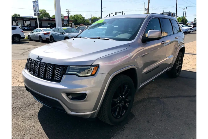 $20401 : 2020 Grand Cherokee Altitude image 5