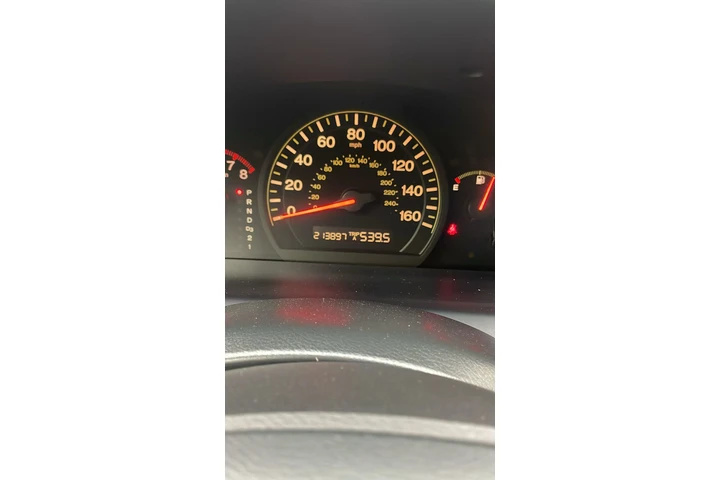 $3900 : Vendo honda accord 2003 image 2