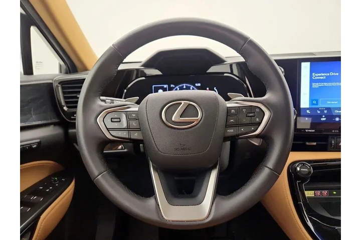 $39998 : Lexus NX 250 2024 Premium 4d image 10