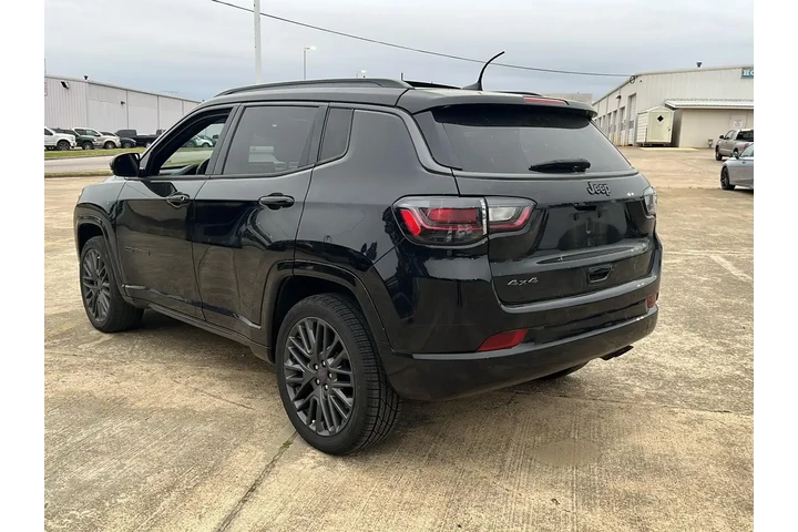 $22328 : Jeep Compass 2022 4x4 Limite image 2