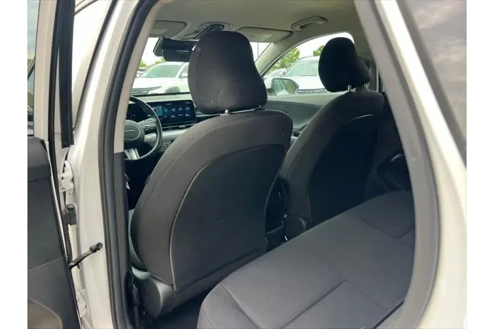 $20443 : Hyundai KONA 2024 SEL 4dr Cr image 7