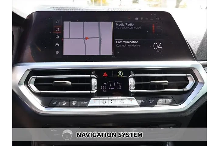 $27390 : BMW 3 Series 2022 330i 4dr S image 3