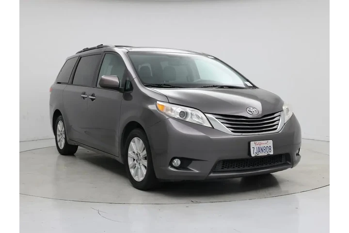 $20998 : Toyota Sienna 2014 AWD XLE 7 image 1