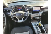 $28500 : Ford Explorer 2023 XLT 4dr S thumbnail