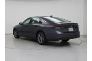 $27998 : Honda Accord 2024 EX 4dr Sed thumbnail