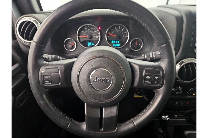 $28998 : Jeep Wrangler JK Unlimited 2 image 10