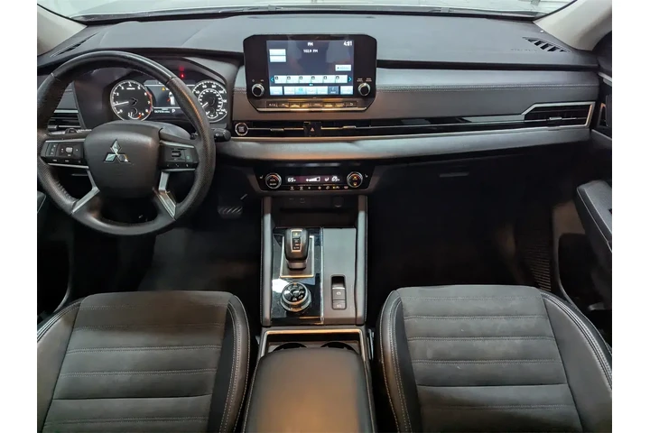 $23997 : Mitsubishi Outlander 2023 AW image 6