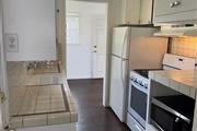$1100 : APARTMENT FOR RENT IN GLENDALE thumbnail