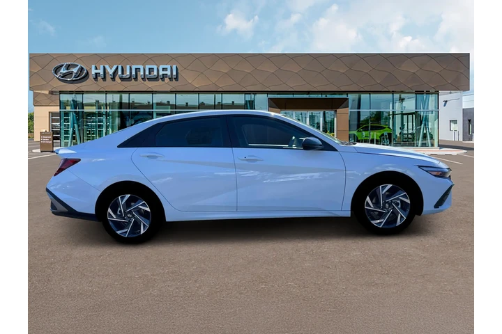 $16890 : Hyundai ELANTRA 2025 SEL Spo image 9
