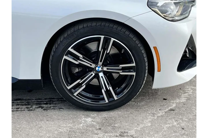 $32650 : BMW 2 Series 2023 AWD 230i x image 6