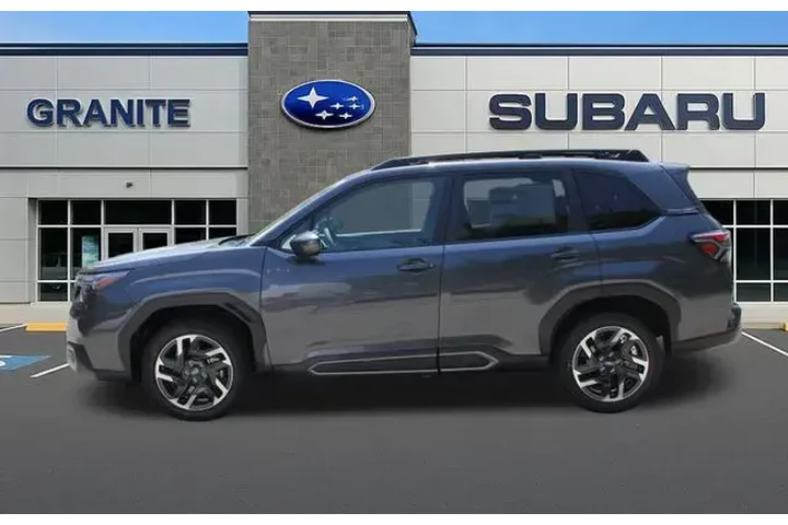 $38981 : Subaru Forester 2025 AWD Lim image 5