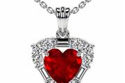 Sale on ruby heart necklace en Jersey City