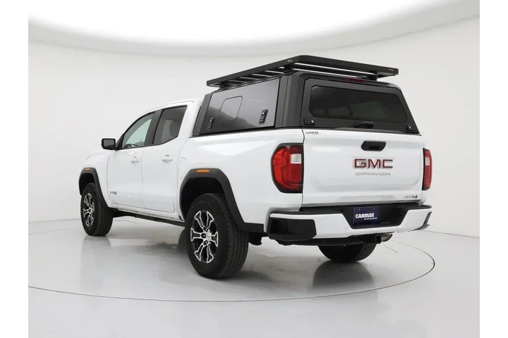 $39998 : GMC Canyon 2024 4x4 AT4 4dr image 2
