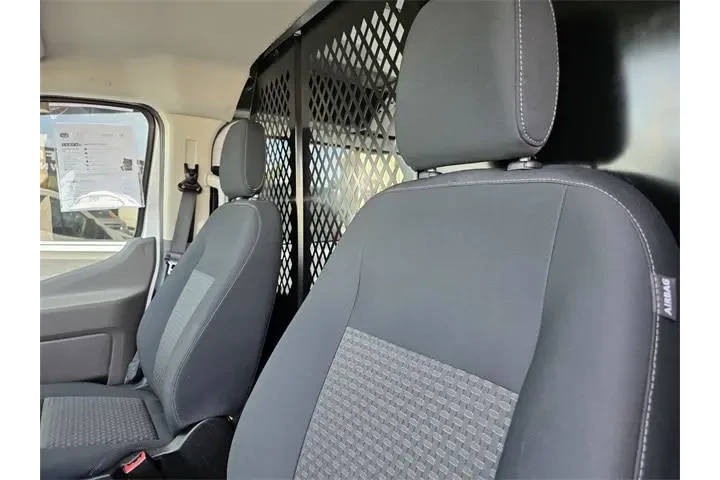 $32719 : Ford Transit 2024 250 3dr SW image 9