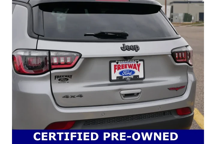 $19897 : Jeep Compass 2024 4x4 Trailh image 10