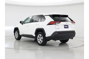 $26998 : Toyota RAV4 2024 AWD LE 4dr thumbnail