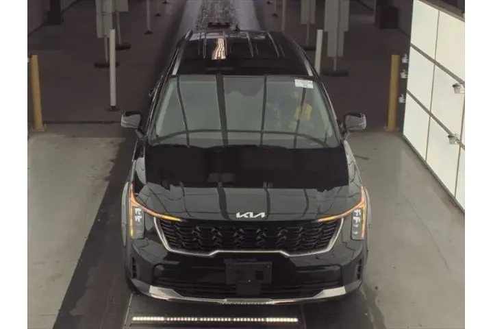 $22990 : Kia Sorento 2024 S 4dr SUV image 1